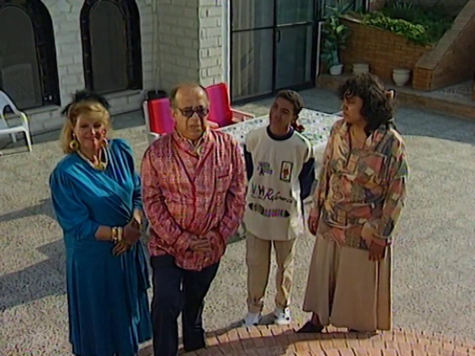 Abir Salah-Al-Din
	  	 	 - Al Husseini Helmy
	  	 	 - Mahmoud Abo-Zeid
	  	 	 - Nadia Ezzat