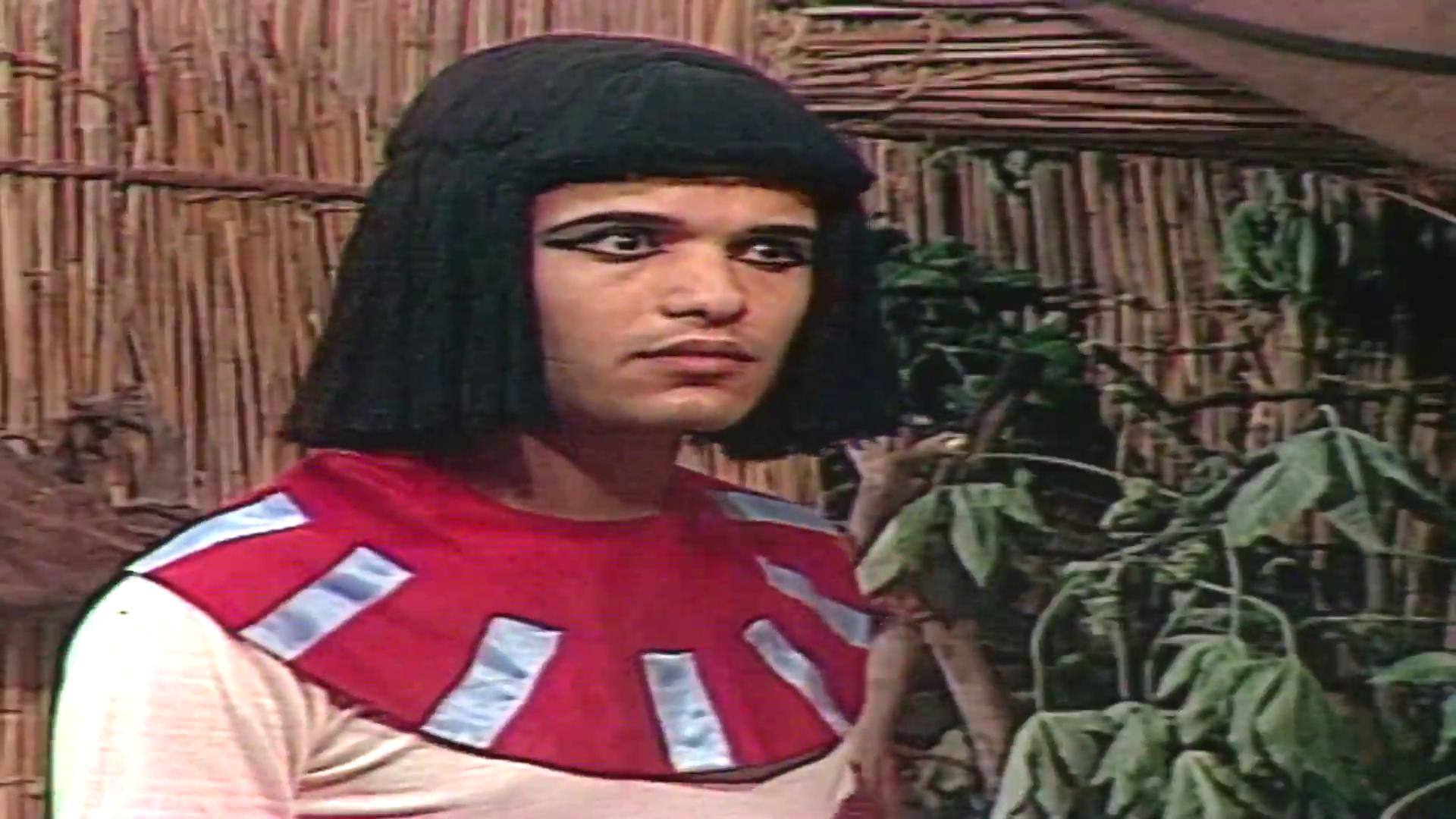 أشرف سيف