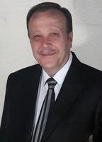 غسان اللبني