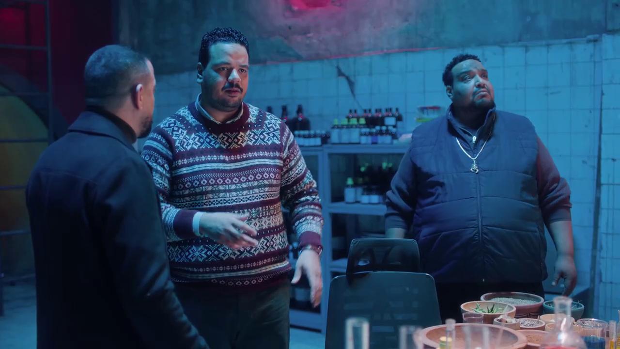 مصطفى شاهين - مصطفي غريب