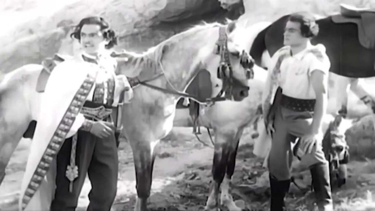 Al-Toukhy Tawfik
	  	 	 - Kamal Al-Shinnawy