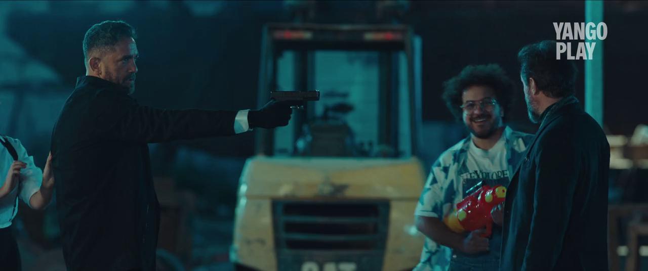 Ahmed Essam Al Sayed
	  	 	 - Amir Karara