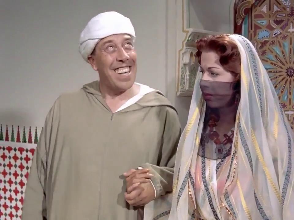 Samya Gamal
	  	 	 - Fernandel