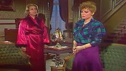 مسلسل: ليالي الحلمية 1: صفية العمري - فتحية شاهين