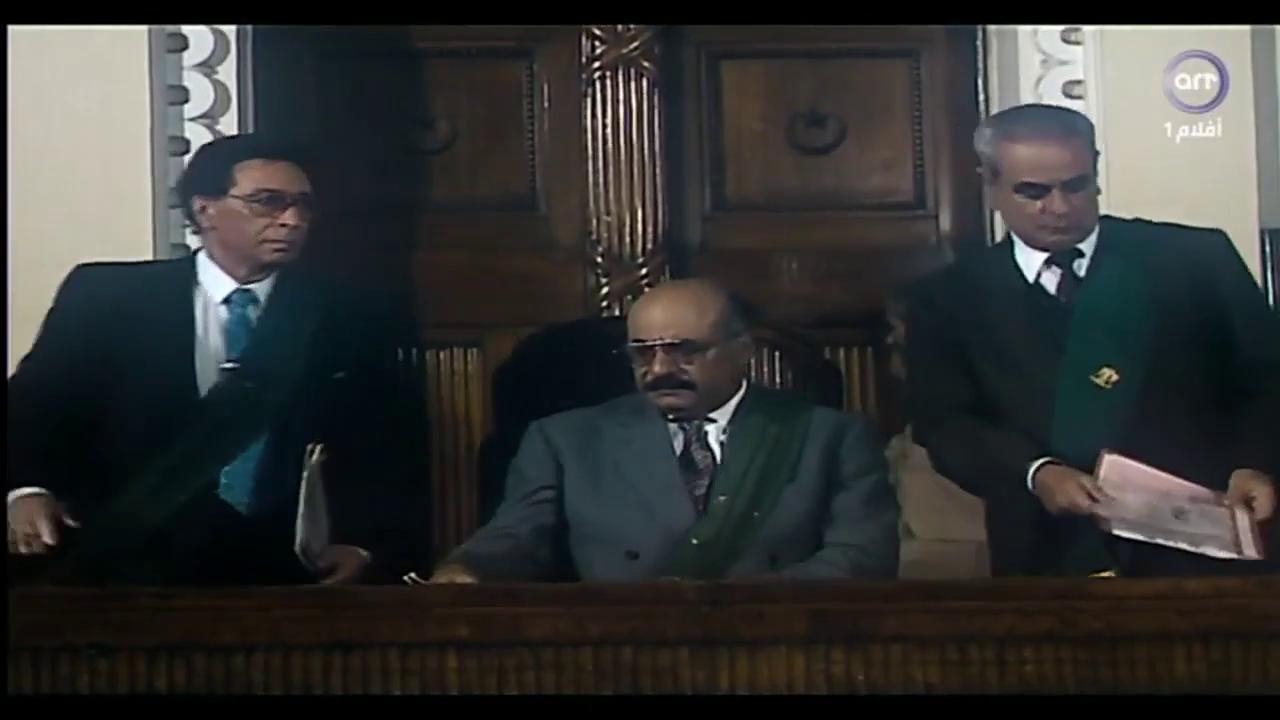 فايق عزب