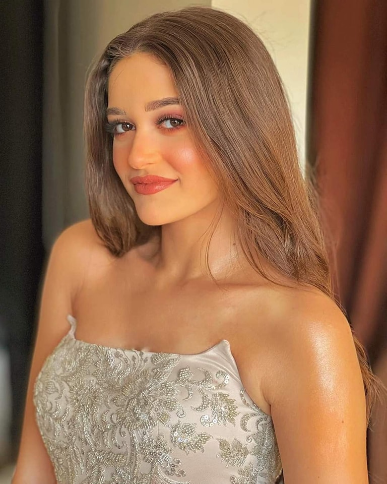 نور إيهاب