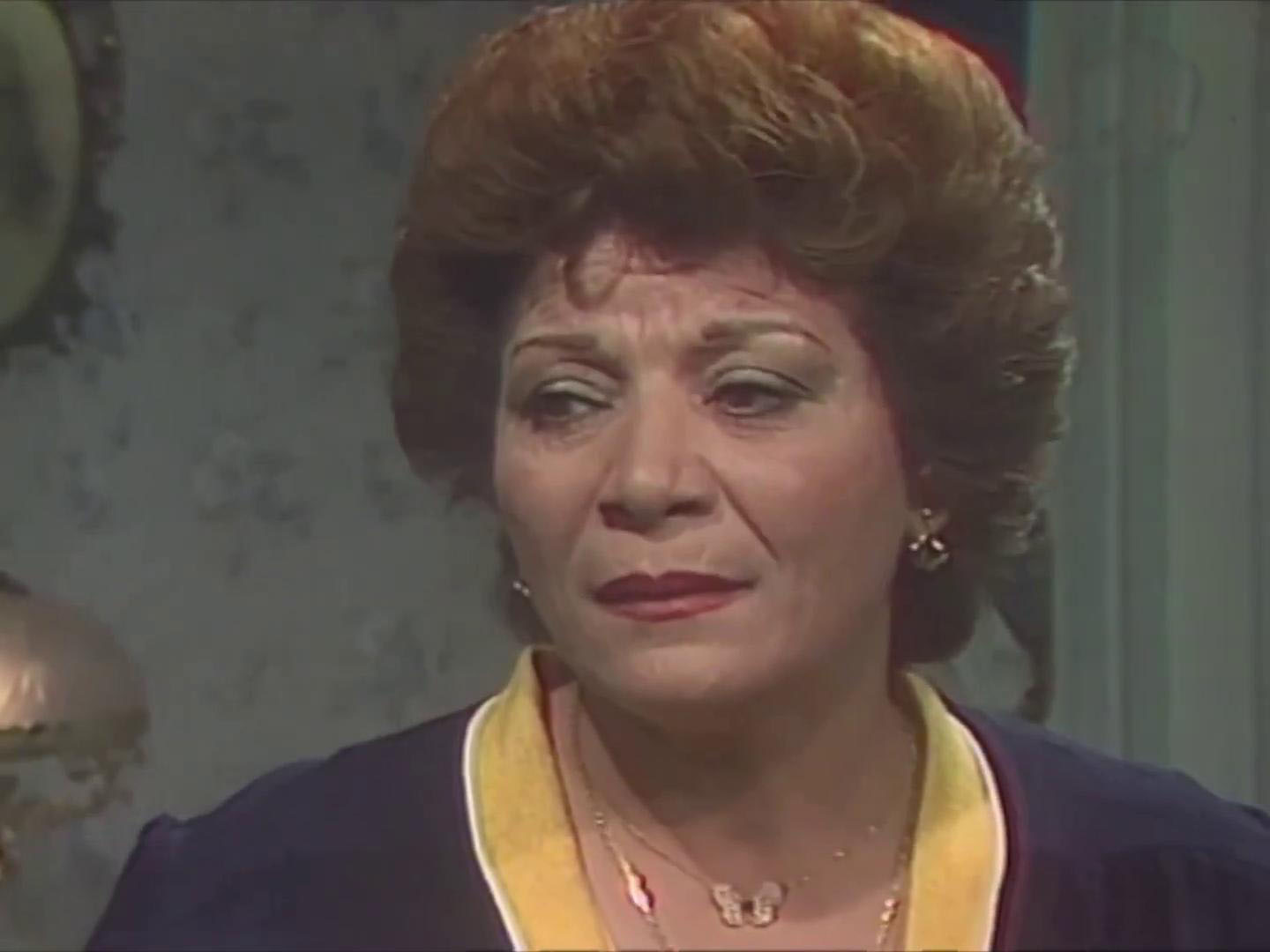 عايدة عبد العزيز