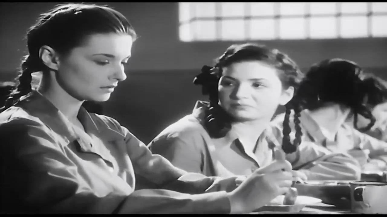 عفاف شاكر - مريم فخر الدين