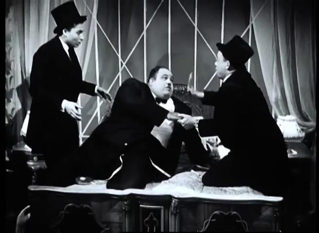 إسماعيل ياسين - محمد أبو السعود - وحيد شكري