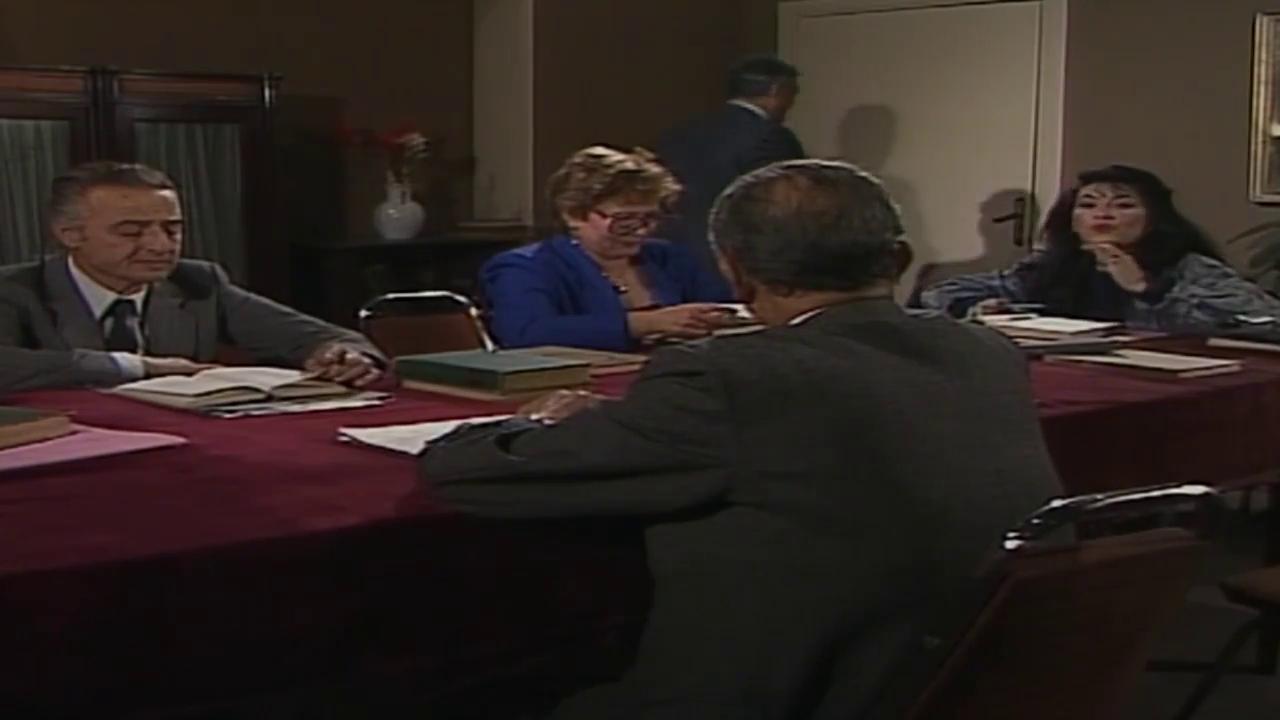 Fatma Shousha
	  	 	 - Fatheya Taher