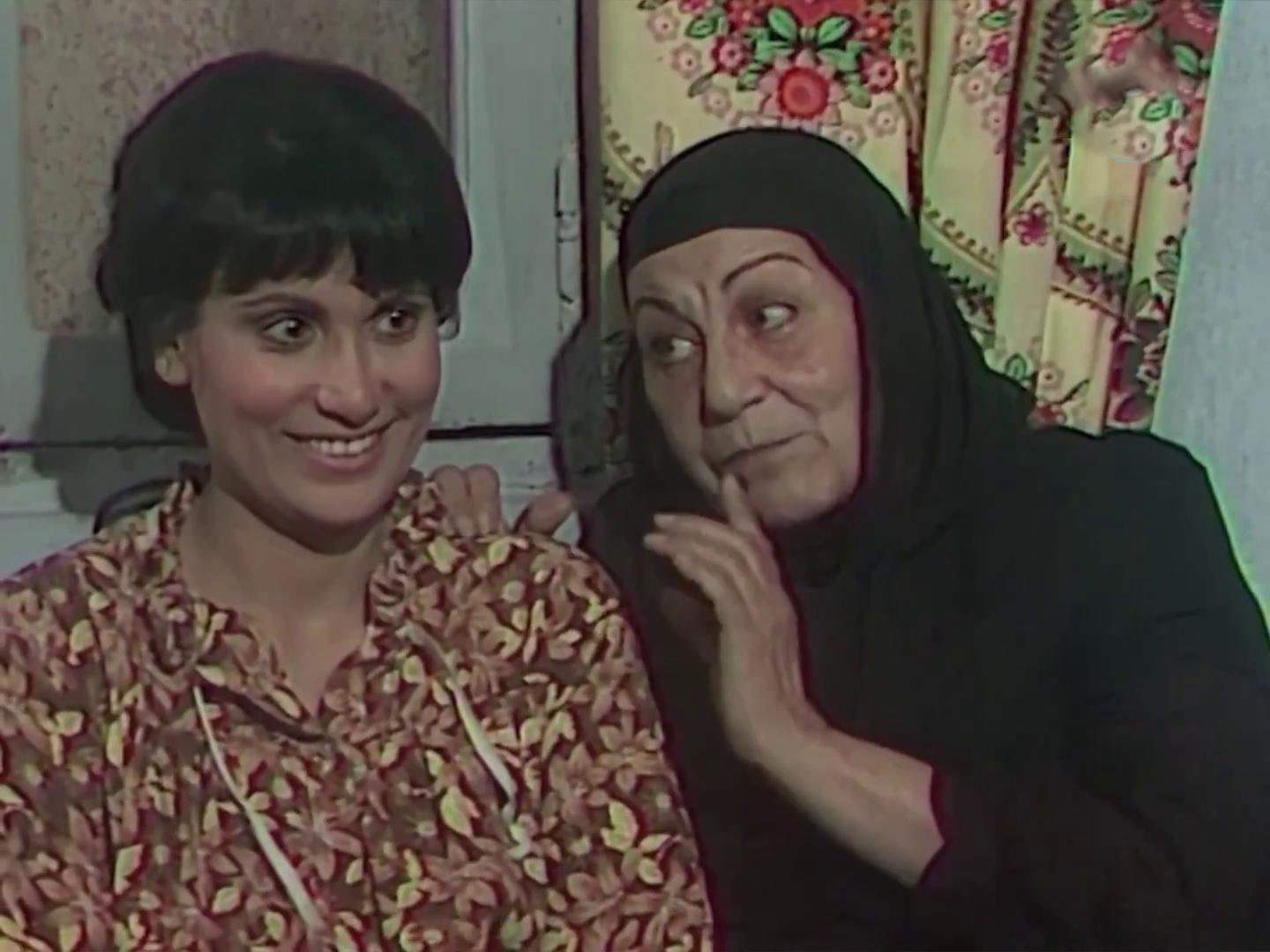 Zozo Nabil
	  	 	 - Soad Nasr