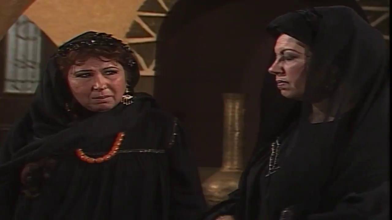 Ragaa Hussein
	  	 	 - Fawqia Mansour