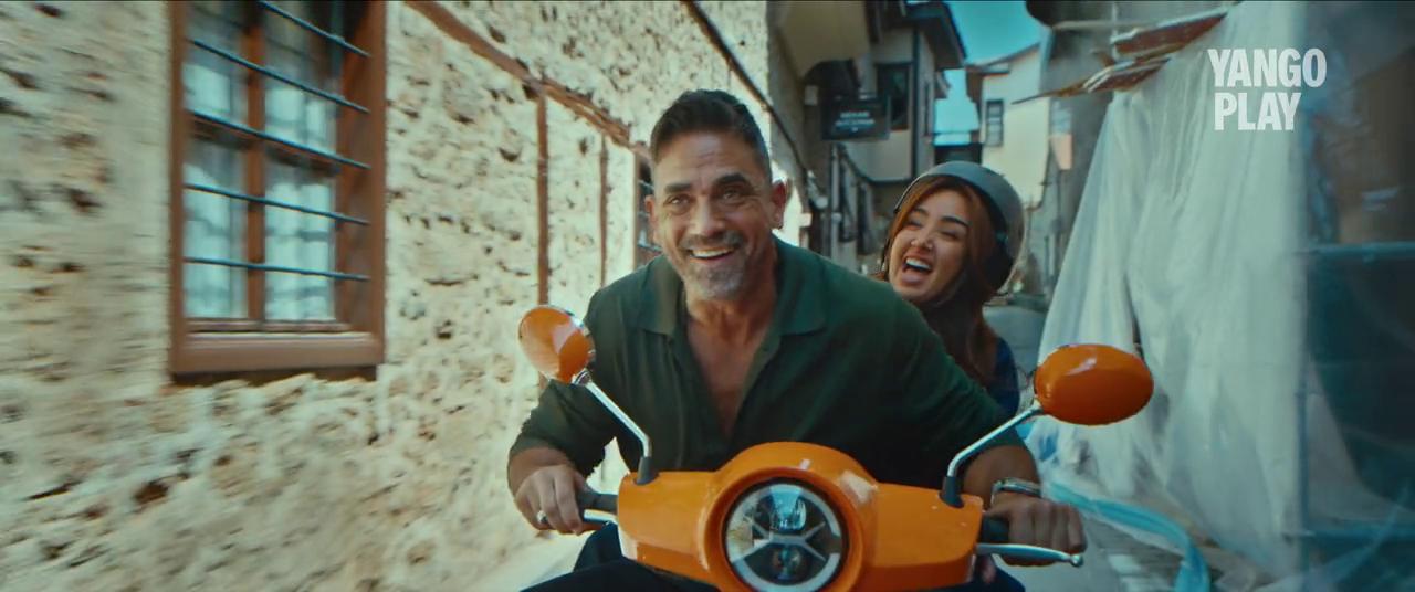 هنا الزاهد - أمير كرارة