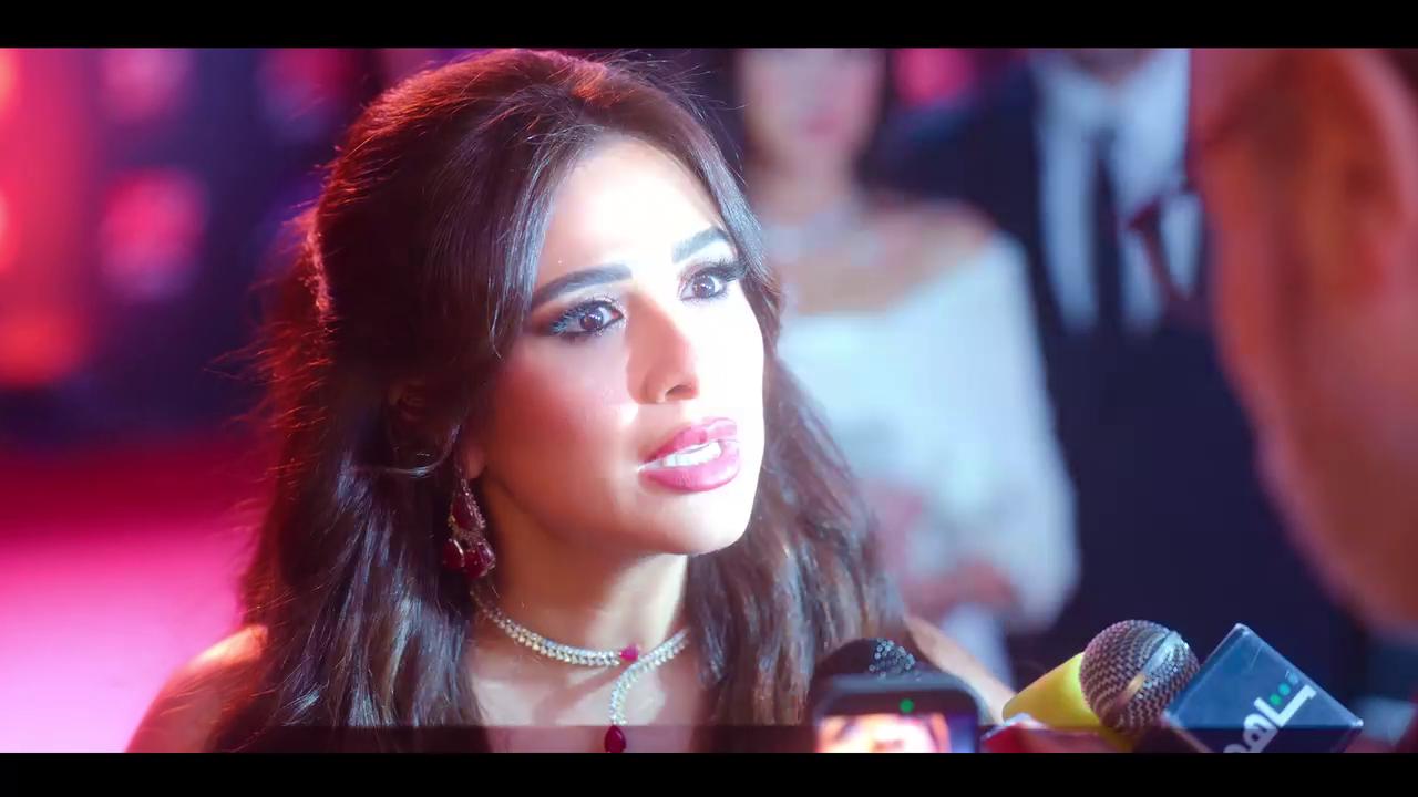 ياسمين عبد العزيز