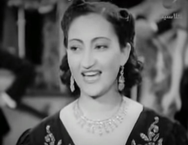 رئيسة عفيفي