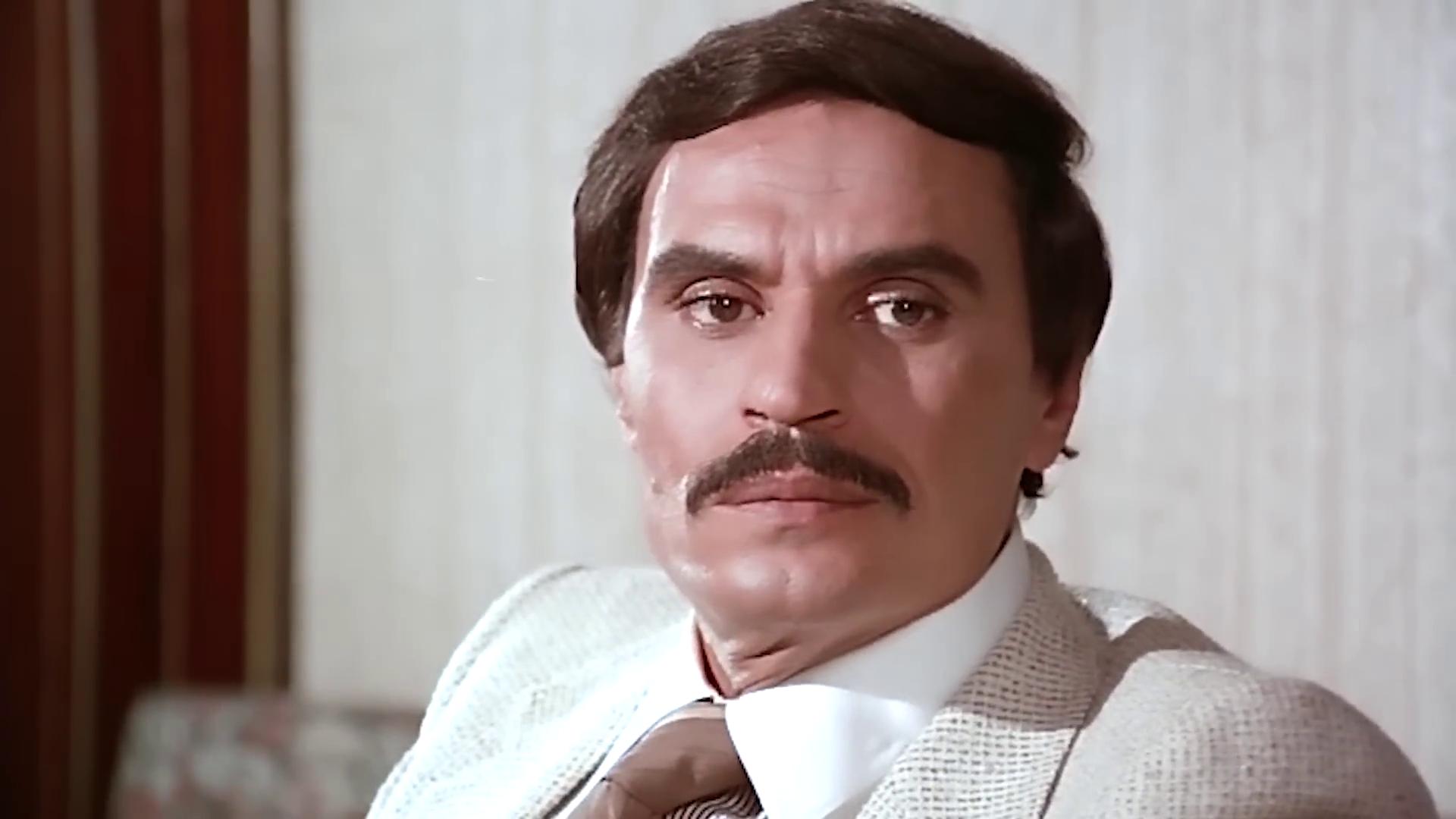 عزت العلايلي