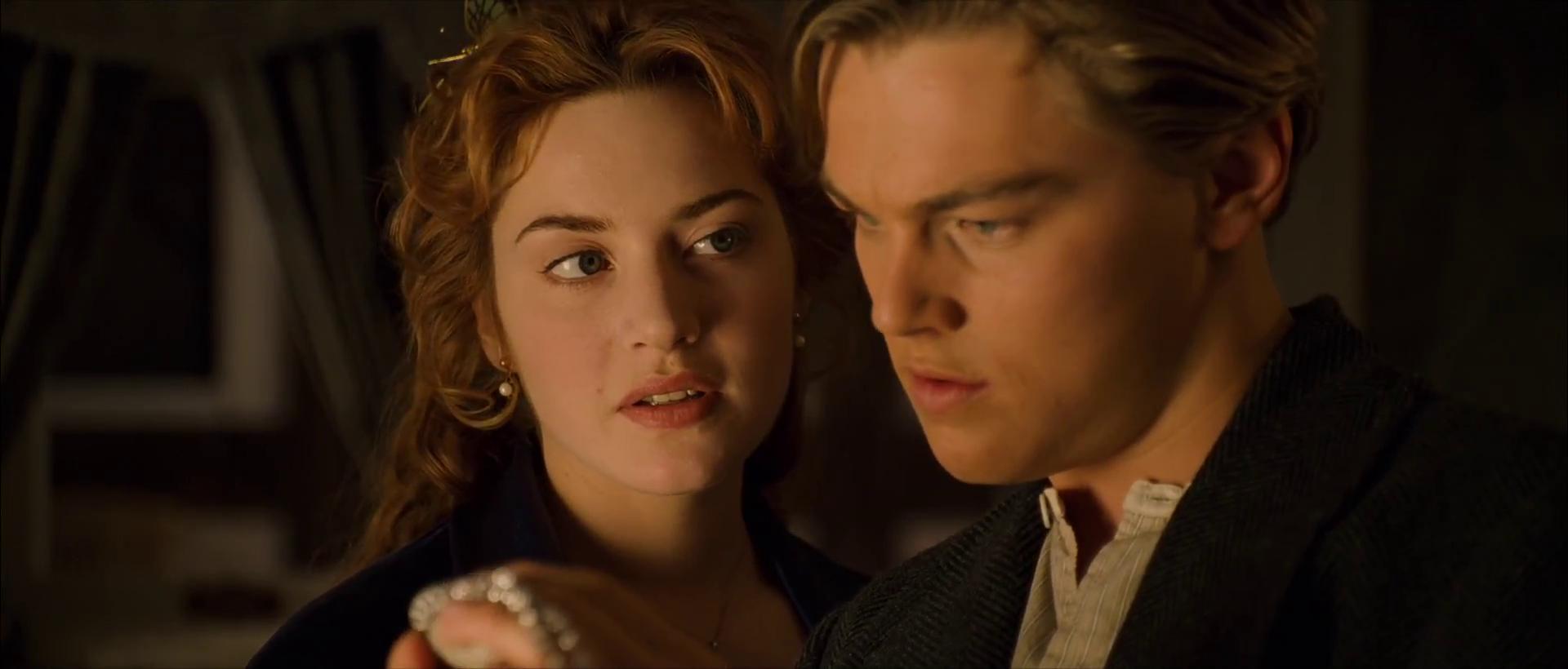 Leonardo Dicaprio
	  	 	 - Kate Winslet