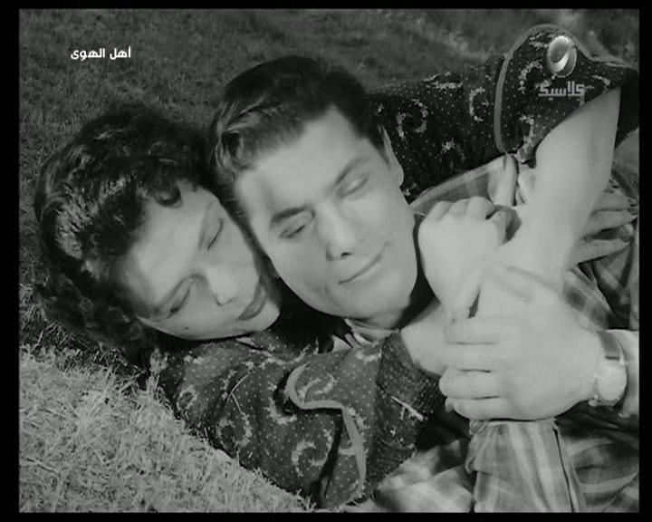 Shoukry Sarhan
	  	 	 - Taheya Kariokka