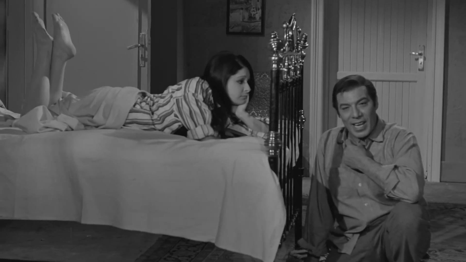 Farid Shawqi
	  	 	 - Nelly