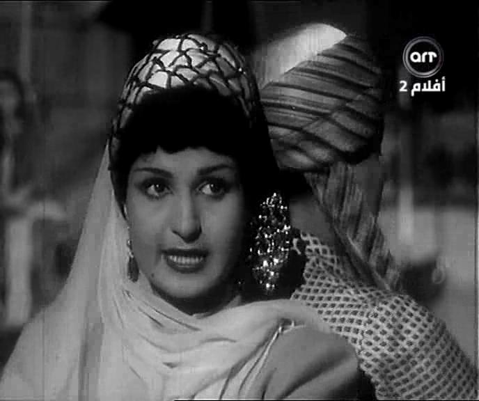 نعيمة عاكف