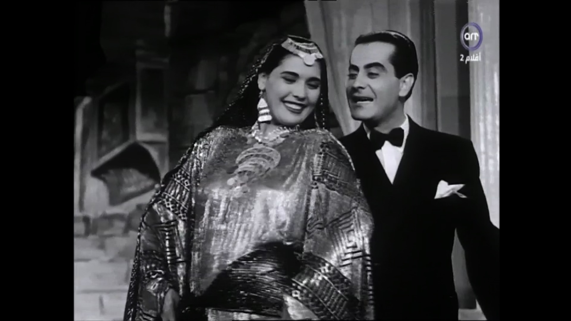 Farid Al-Atrash
	  	 	 - Taheya Kariokka