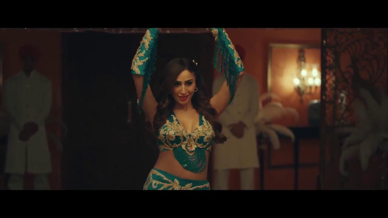 دينا الشربيني