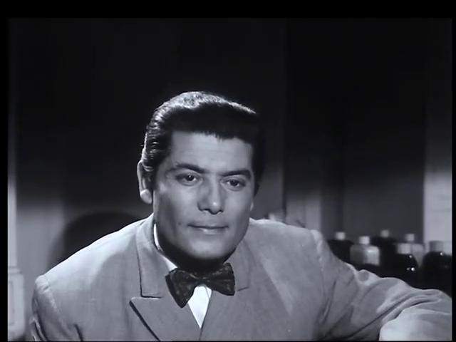 شكري سرحان
