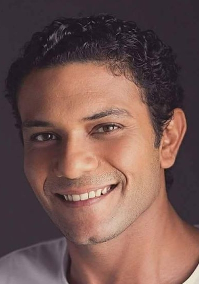 آسر ياسين