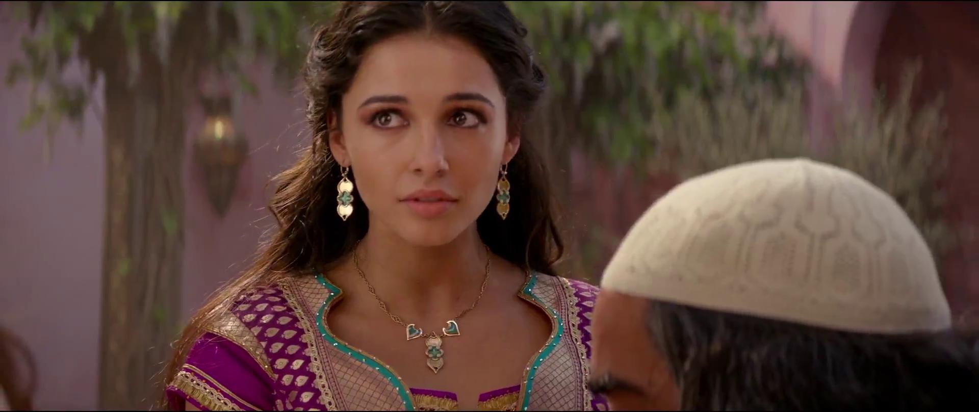 Naomi Scott