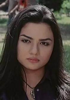 صورة 3 ل فرح يوسف -