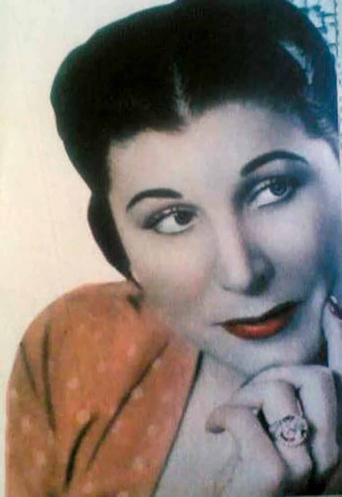 بوستر - زوزو ماضي