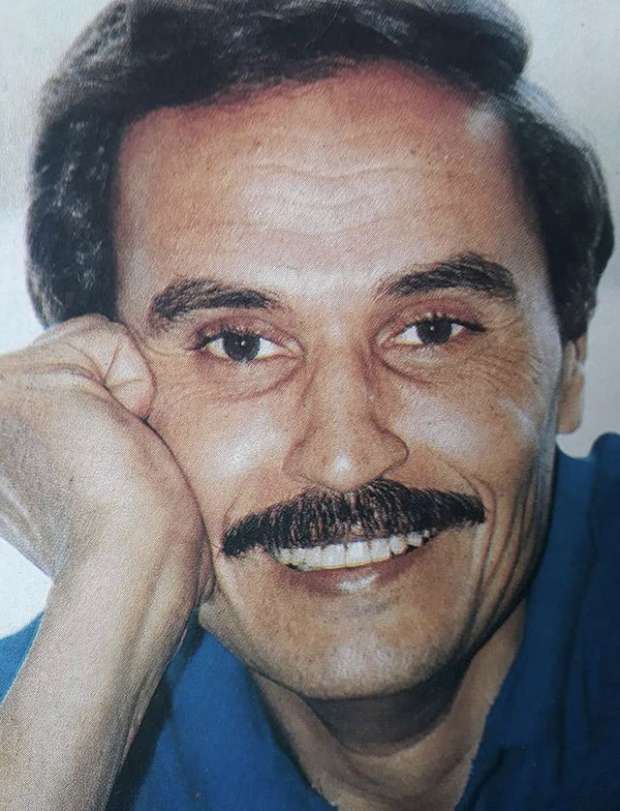 عزت العلايلي