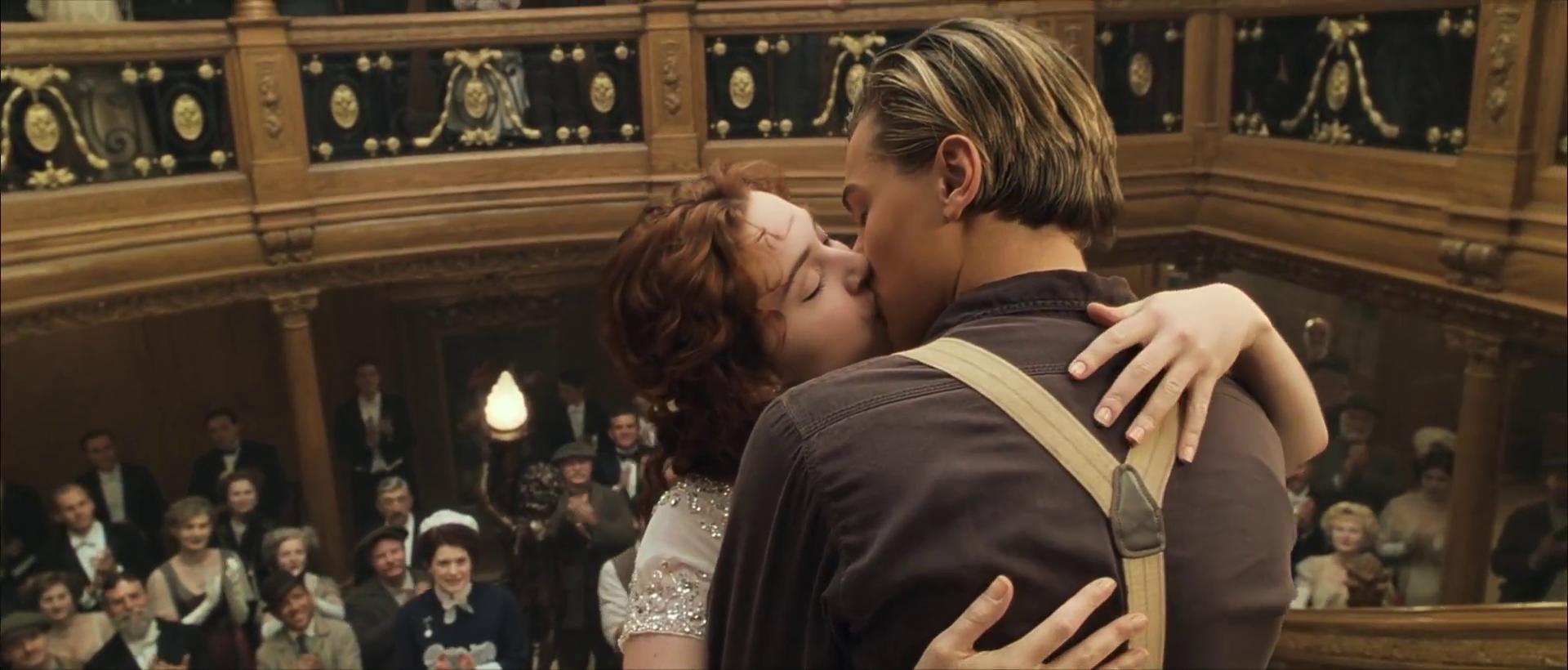 Leonardo Dicaprio
	  	 	 - Kate Winslet