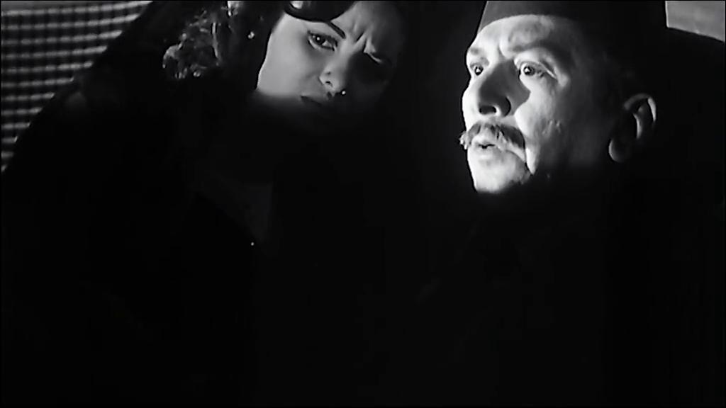 Abdel-Aziz Ahmad
	  	 	 - Faten Hamama